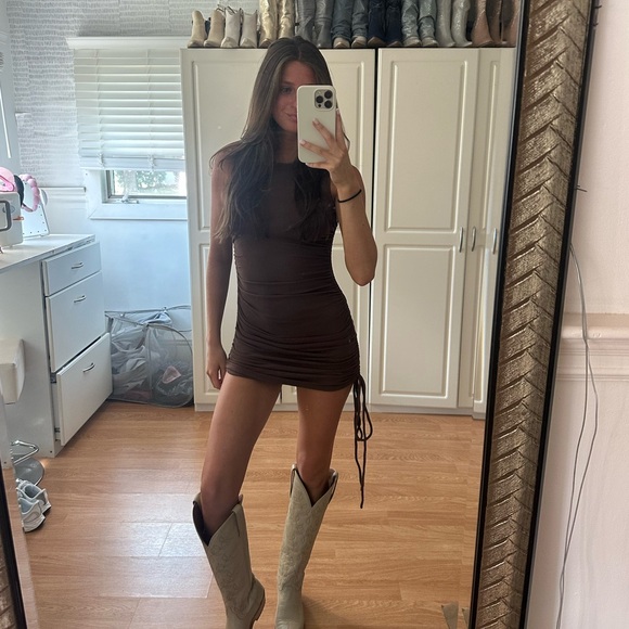 brown dress - Picture 1 of 3